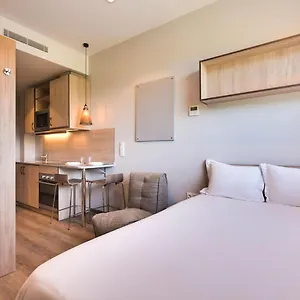  Apartment Livensa Living
